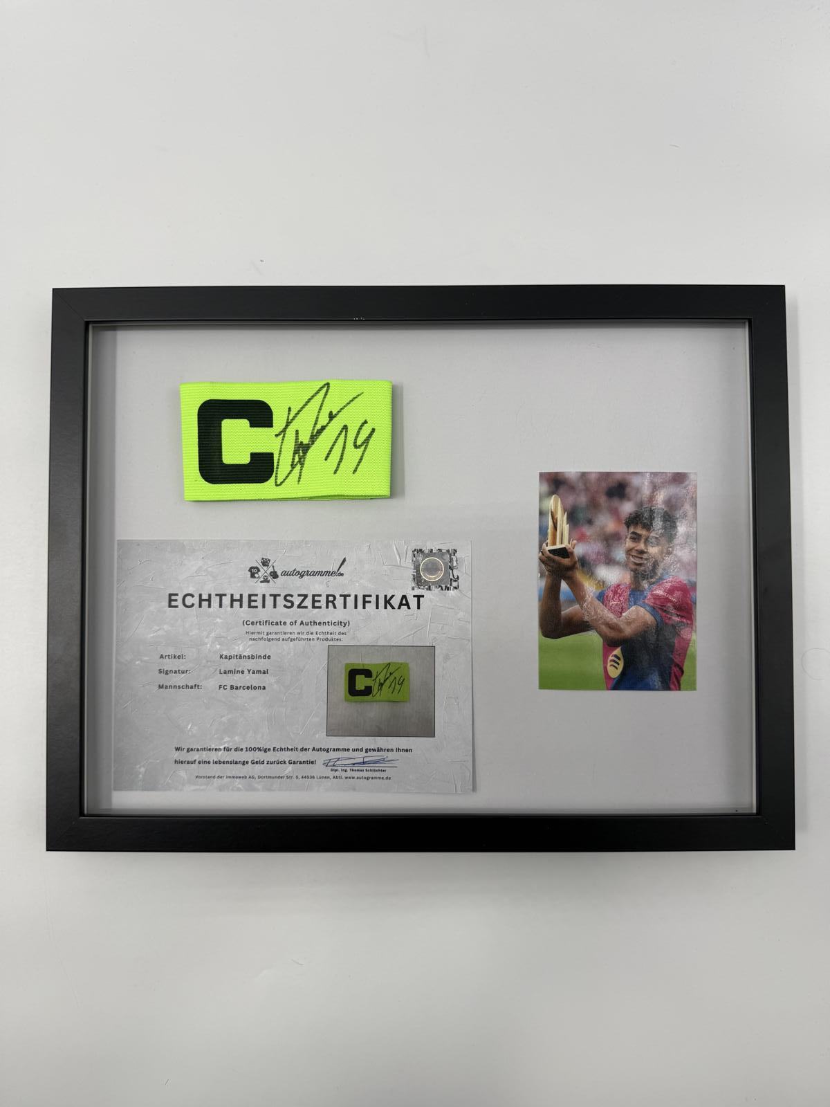 Kapitänsbinde Lamine Yamal signiert im Rahmen FC Barcelona COA Autogramm
