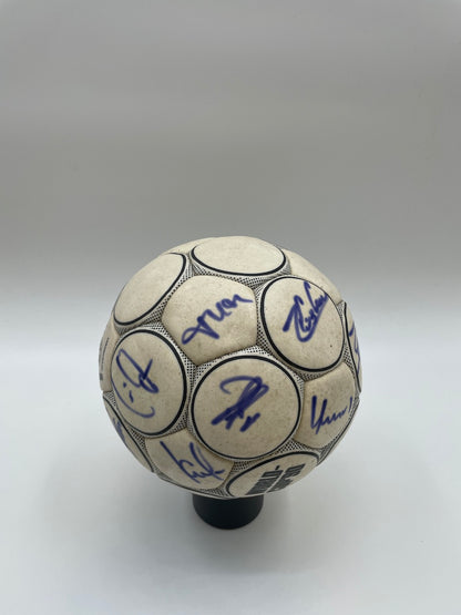 FC Bayern Football team signed 1988/1989 Signature autograph derbystar ball