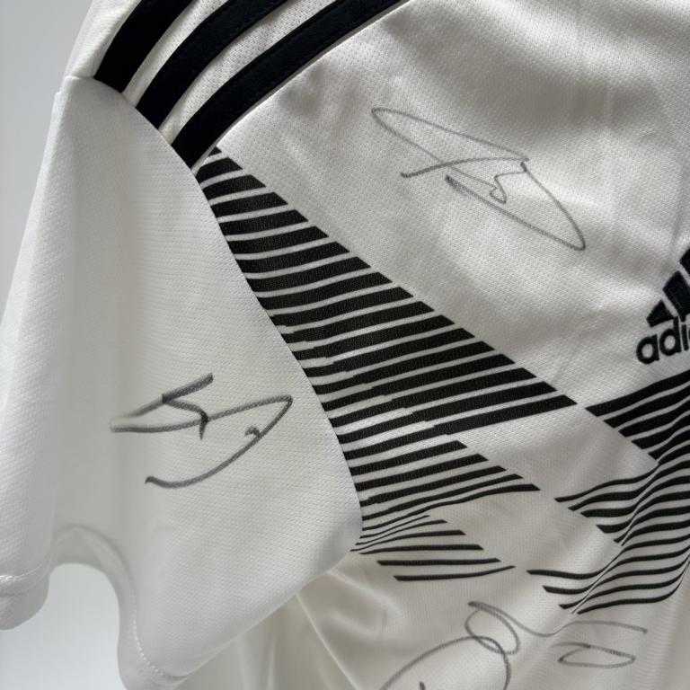 Deutschland Trikot WM 2018 Teamsigniert DFB Adidas XL