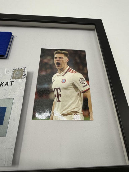 Kapitänsbinde Joshua Kimmich signiert im Rahmen Deutschland Autogramm COA