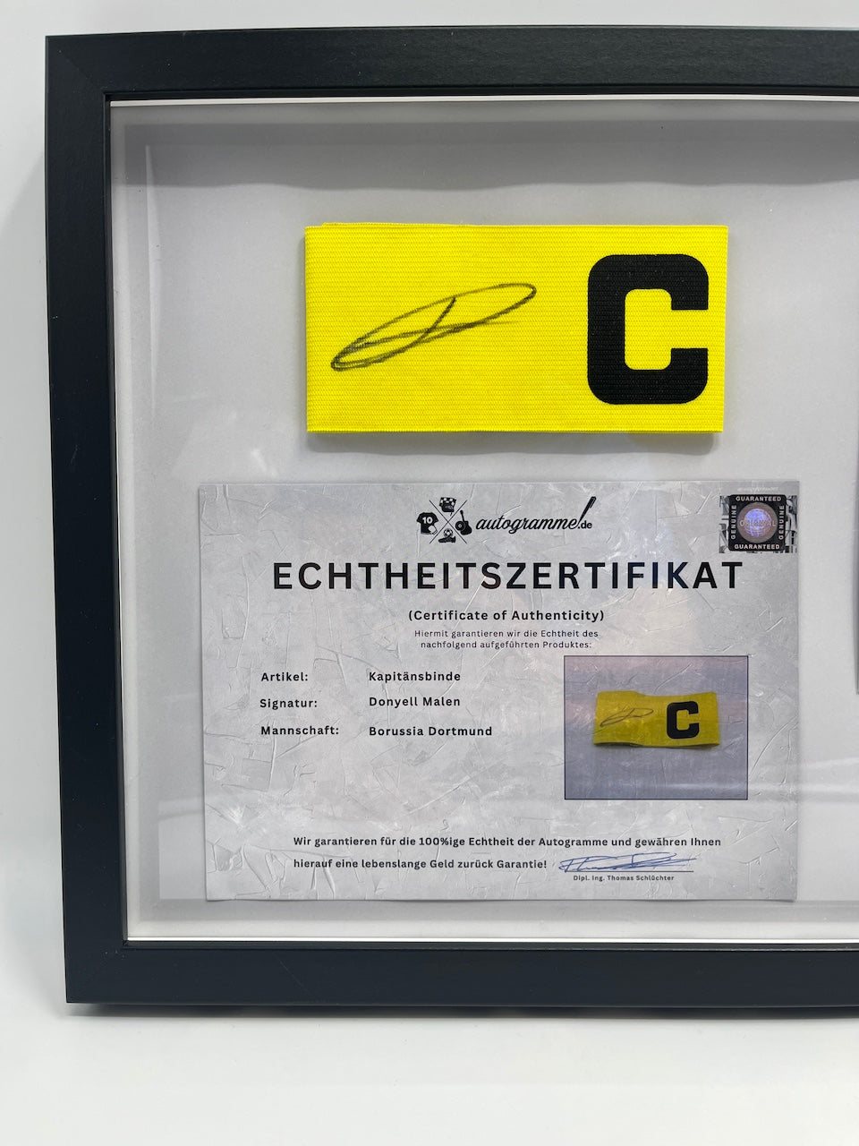 Captain's armband Donyell Malen signed in a Borussia Dortmund autograph COA frame