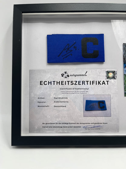 Kapitänsbinde Andre Schürrle signiert im Rahmen DFB Fußball Autogramm COA