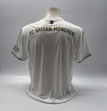 FC Bayern München Trikot 2021/2022 Teamsigniert Autogramm Fußball Unterschrift L