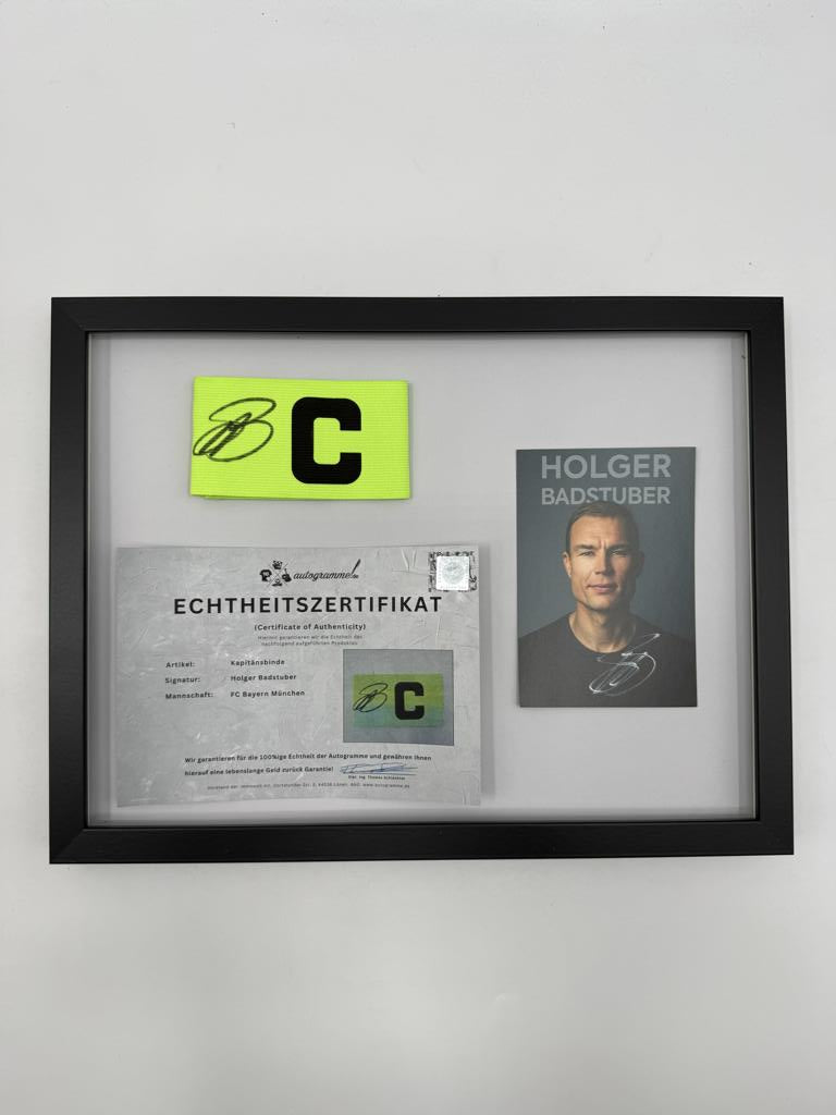 Kapitänsbinde Holger Badstuber signiert im Rahmen Bayern München Fußball COA