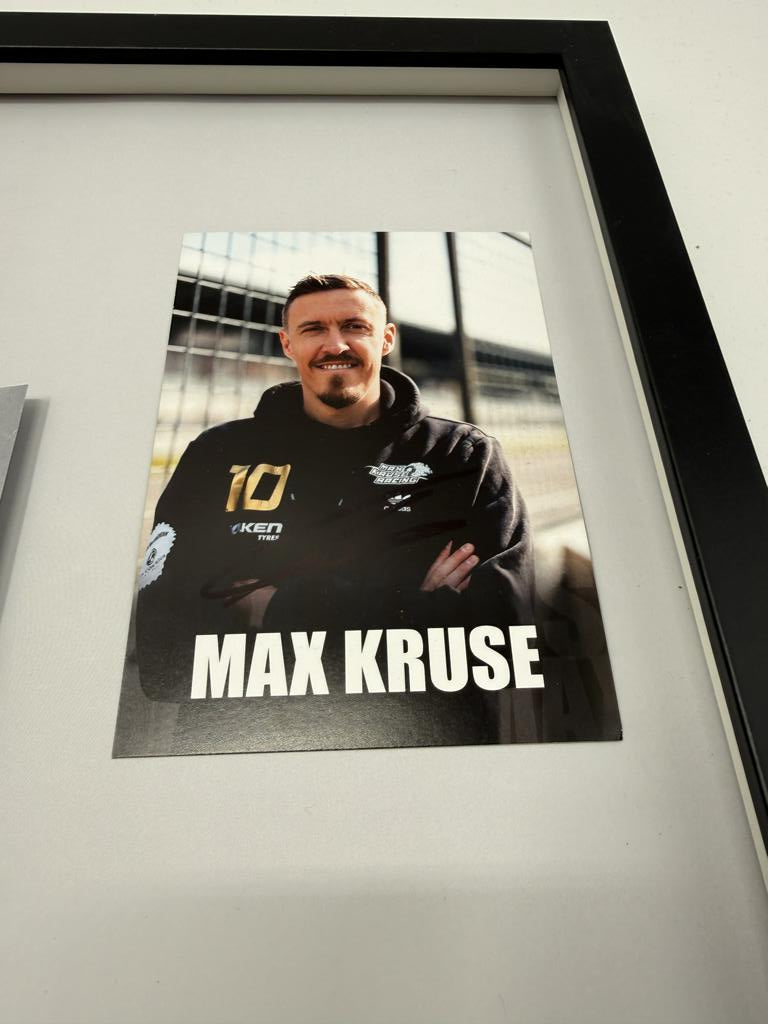 Kapitänsbinde Max Kruse signiert im Rahmen COA
