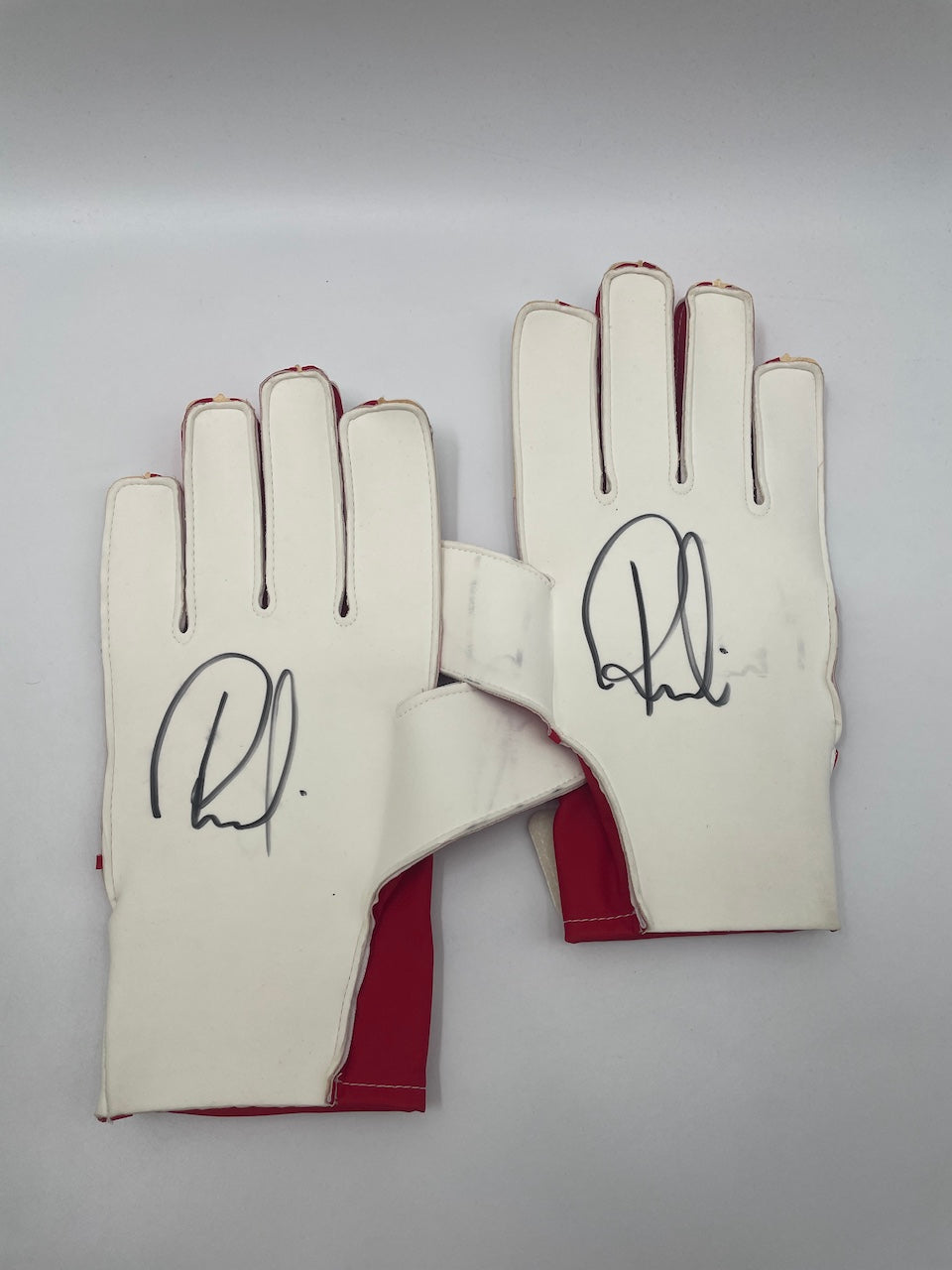 Goalkeeper gloves Lukas Raeder signed autograph Bayern signature Adidas New