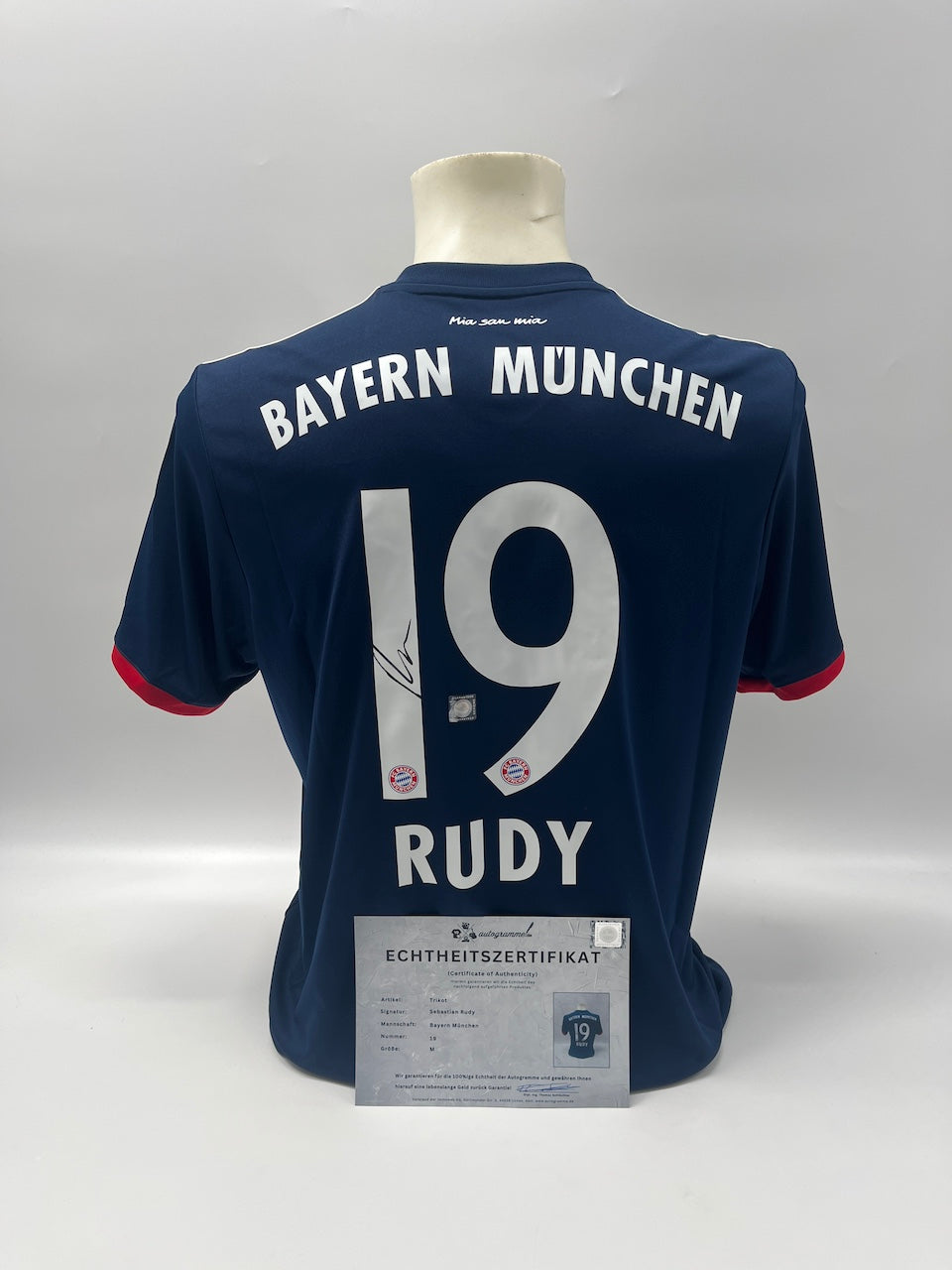 Bayern Munich jersey signed by Sebastian Rudy, Adidas M