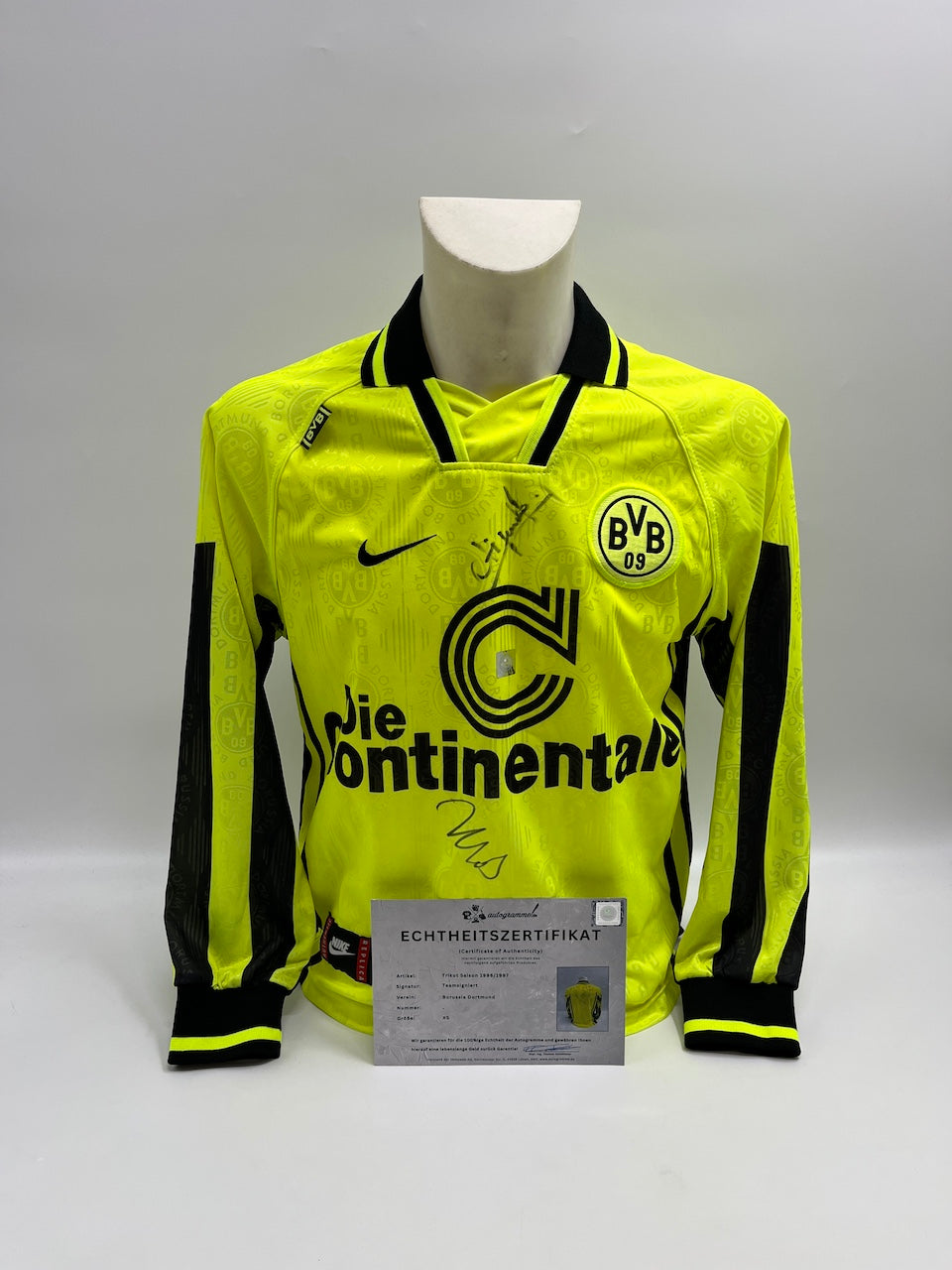 BVB Jersey 1996/1997 Team Signed Borussia Dortmund Nike XS