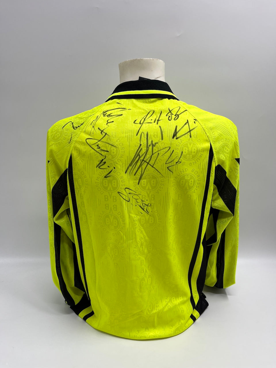 BVB Jersey 1996/1997 Team Signed Borussia Dortmund Nike XS