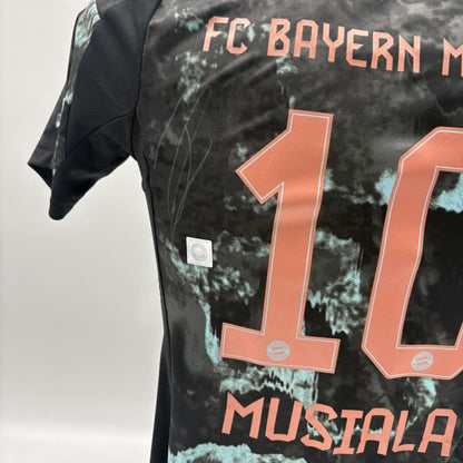 Bayern München Damentrikot Jamal Musiala signiert Autogramm Adidas COA XS