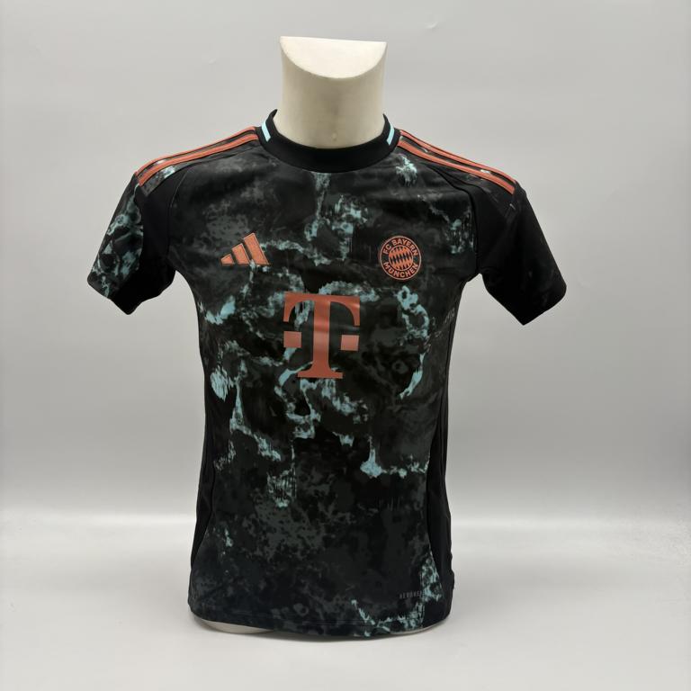 Bayern München Damentrikot Jamal Musiala signiert Autogramm Adidas COA XS