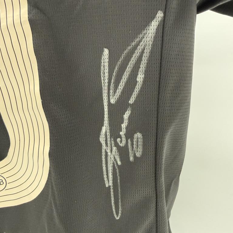 Borussia Dortmund Sondertrikot signiert Julian Brandt BVB Puma Autogramm M