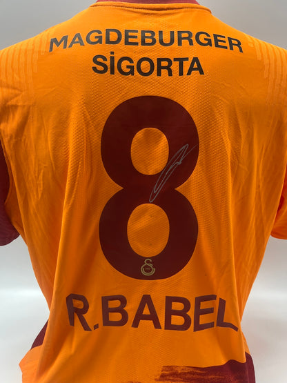Match-worn Galatasaray Istanbul jersey worn and signed by Ryan Babel, XL