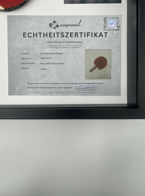 Tischtennisschläger Timo Boll signiert im Rahmen Autogramm Borussia Düsseldorf