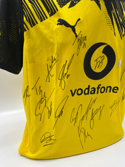 BVB jersey 2025/2026 team signed Borussia Dortmund COA Puma L