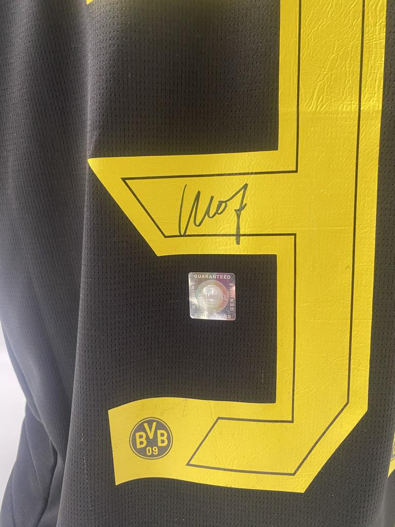 Borussia Dortmund jersey signed by Kjell Wätjen, BVB new, Puma signed, size L