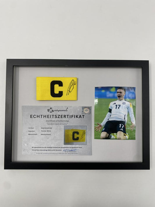 Kapitänsbinde Florian Wirtz signiert im Rahmen Deutschland Fußball Autogramm