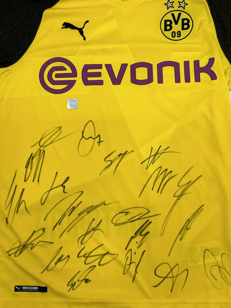 BVB jersey 2018/2019 team signed Borussia Dortmund COA New Puma M