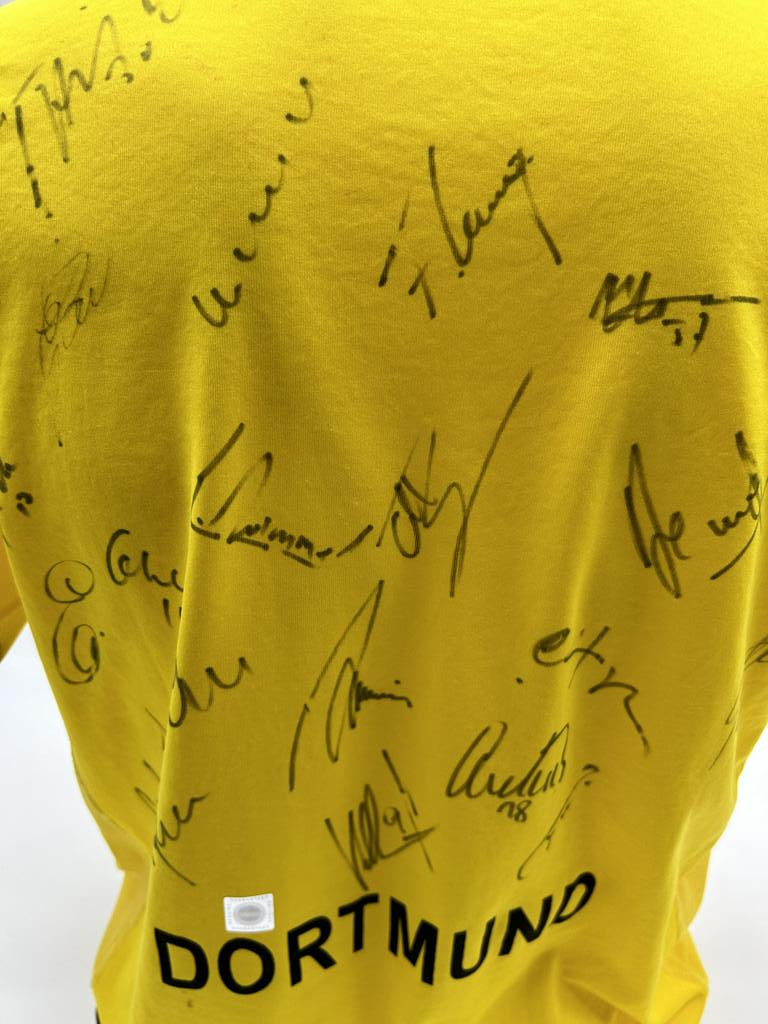 BVB jersey 2003/2004 team signed Borussia Dortmund COA goool S