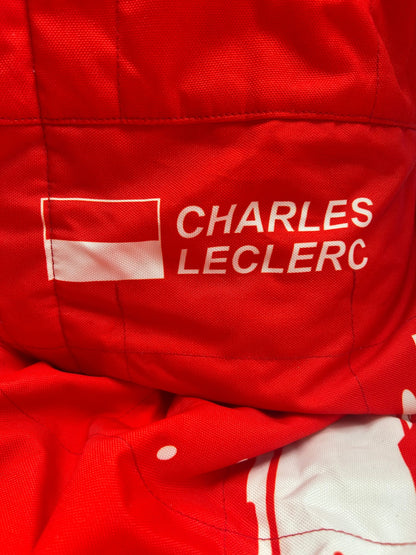 Charles Leclerc Formula 1 replica racing suit Ferrari signed Las Vegas 2023 m
Max Verstappen Repro Formula 1 racing suit with signature autograph m