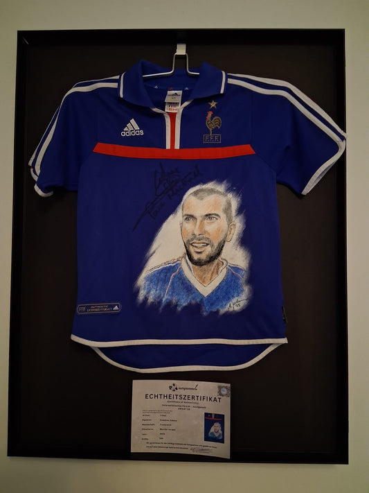 Frankreich Trikot Portrait Zinedine Zidane handgemalt und signiert im Rahmen 164