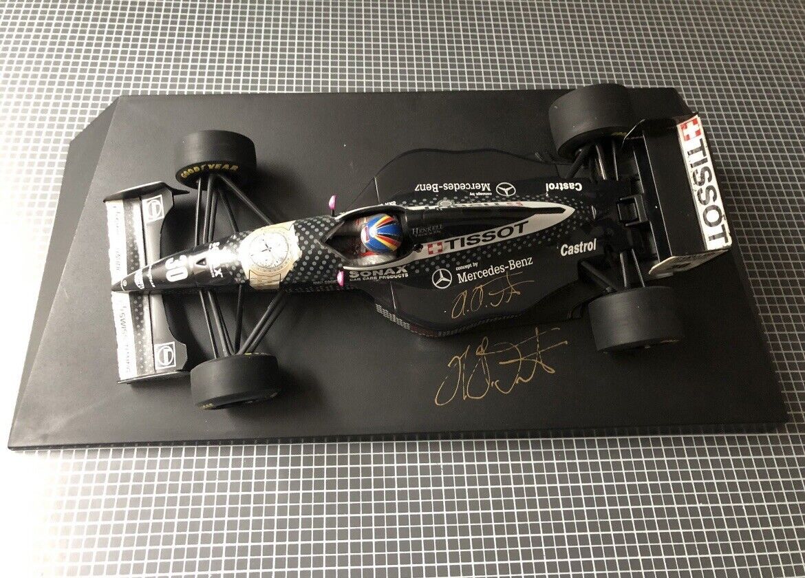 Car model 1:18 Heinz Harald Frentzen signed Mercedes Benz Formula 1