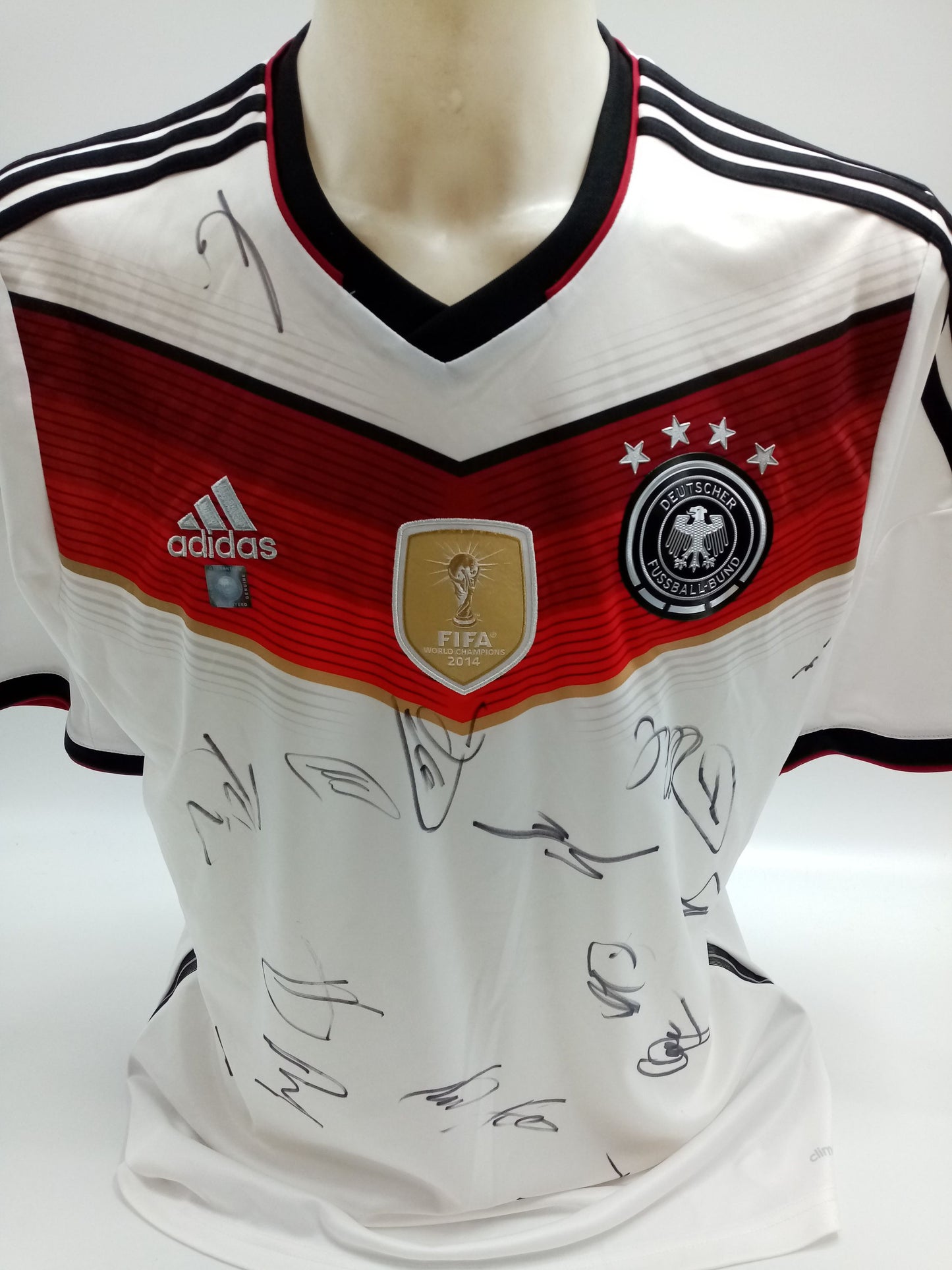 Deutschland Trikot WM 2014 Teamsigniert Fußball DFB Weltmeister Adidas COA L