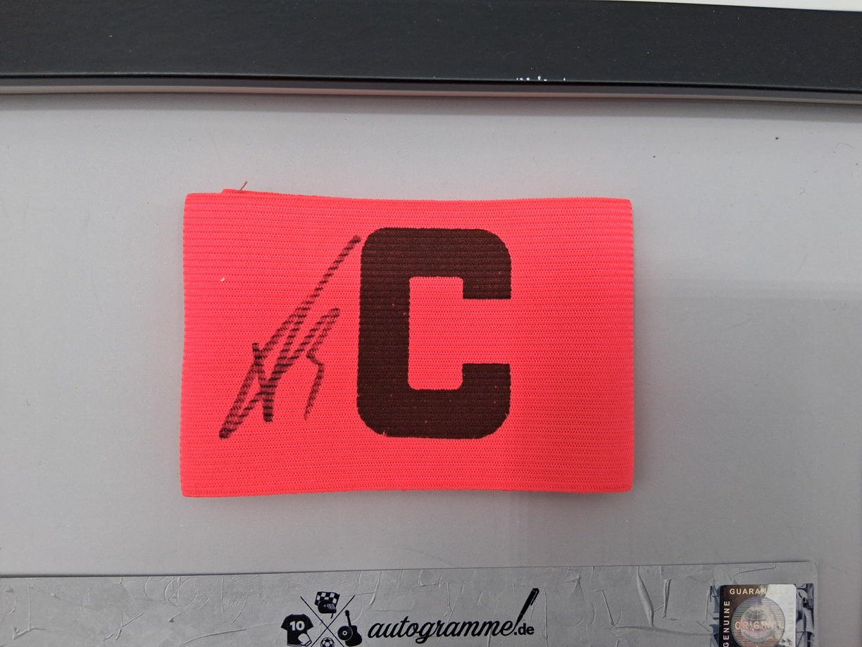 Captain's armband signed by Xavi Simons in a frame, Netherlands Autograph