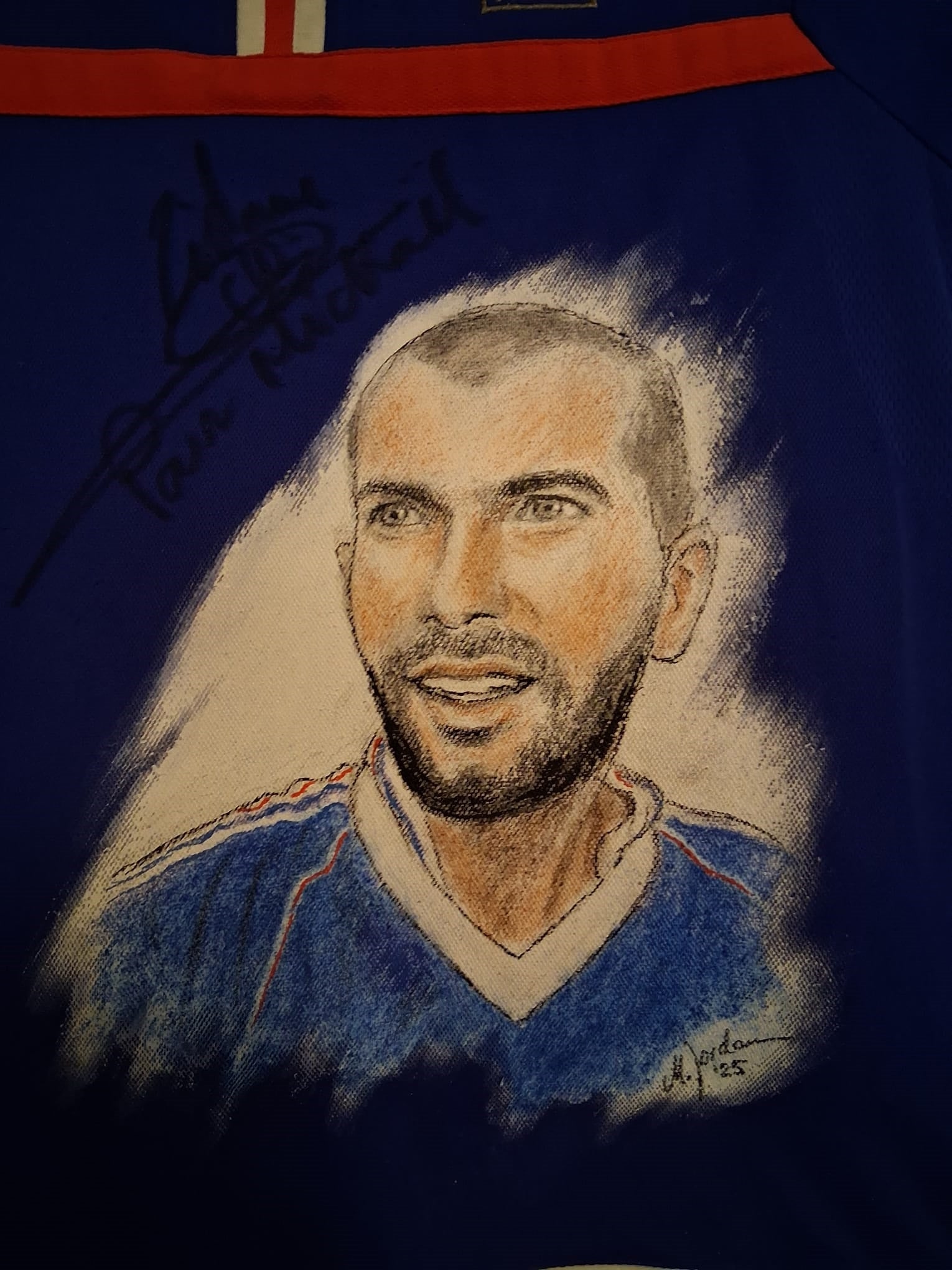France jersey portrait zinedine zidane hand painted and signed in the framework 164