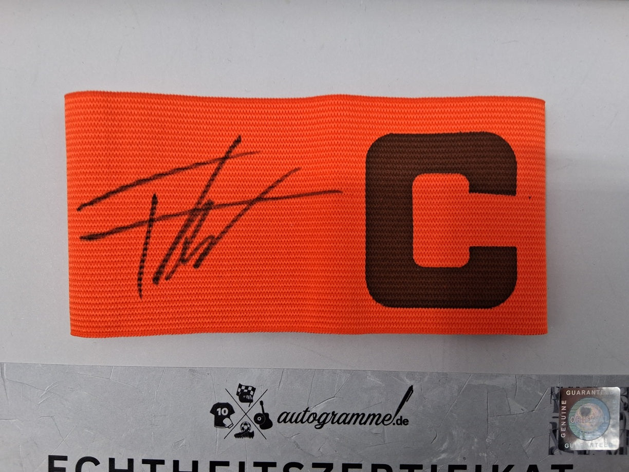Captain's armband signed by Frenkie de Jong in a frame FC Barcelona COA New Autograph