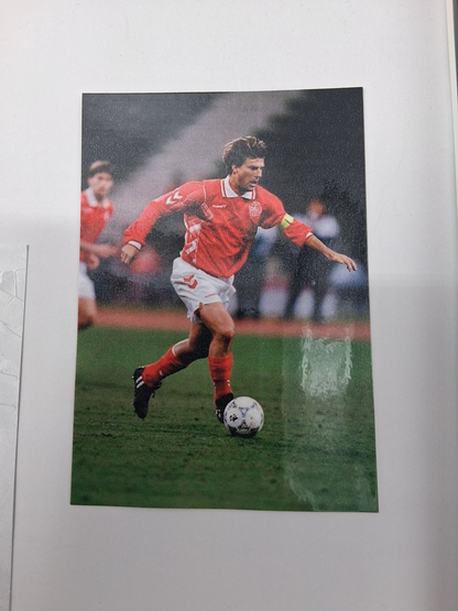 Kapitänsbinde Michael Laudrup signiert im Rahmen Dänemark Autogramm