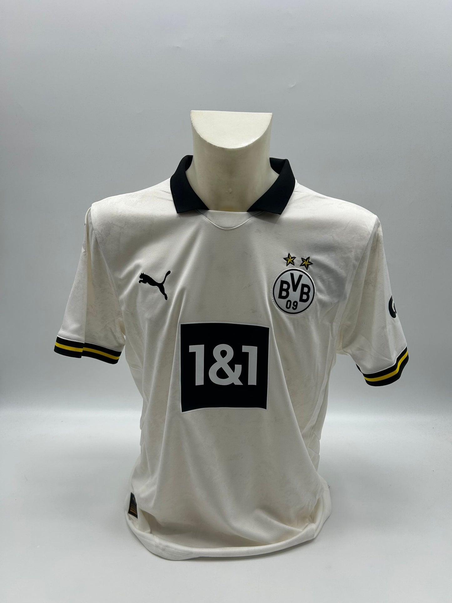 Borussia Dortmund jersey signed Gregor Kobel autograph BVB Puma L