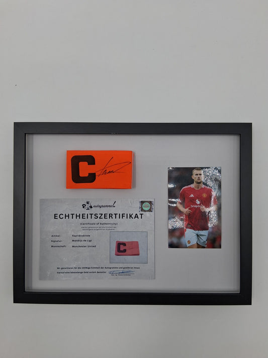 Kapitänsbinde Matthijs de Ligt signiert im Rahmen Manchester United COA