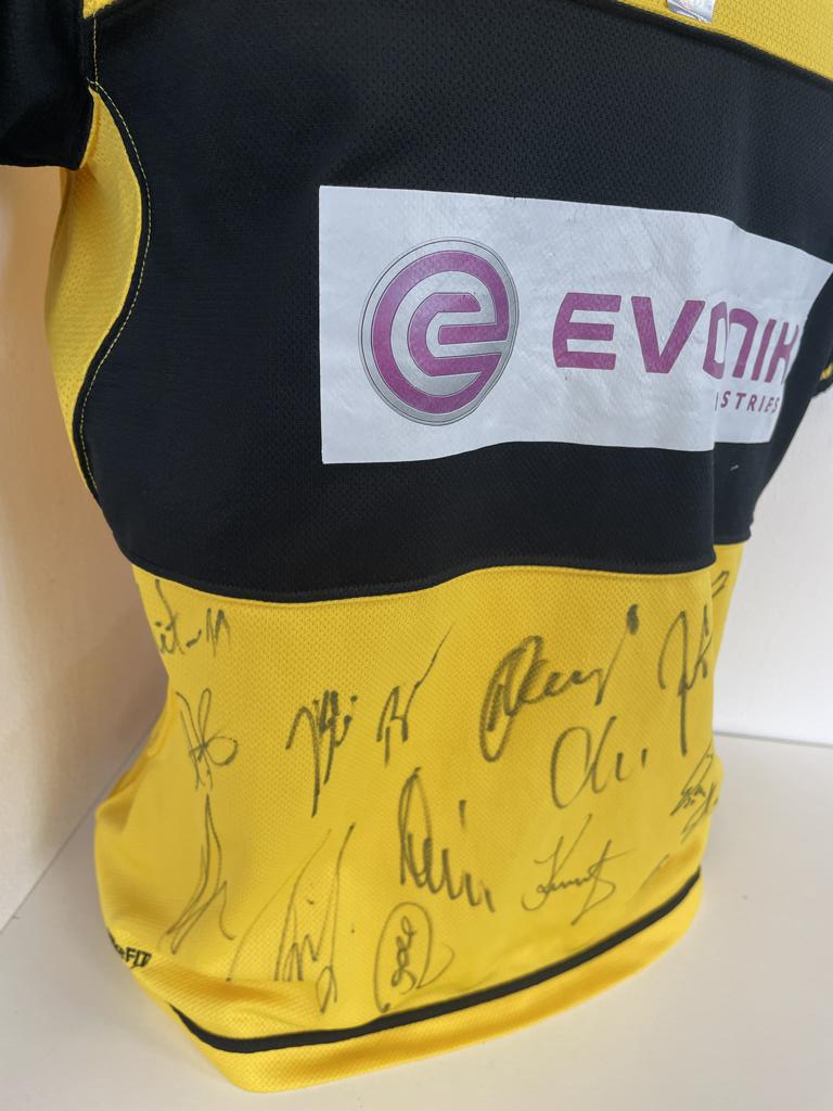 BVB Jersey 2007/2008 Team Signed Borussia Dortmund COA New Nike S