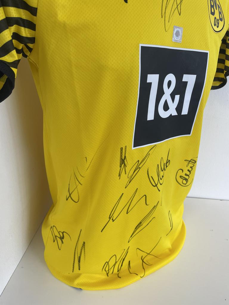 BVB jersey 2021/2022 team signed Borussia Dortmund COA New Puma S