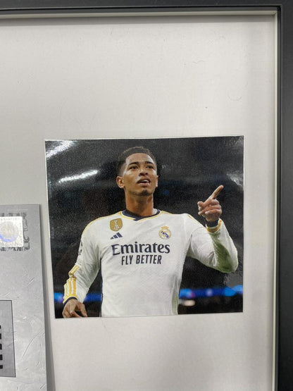 Kapitänsbinde Jude Bellingham signiert im Rahmen Real Madrid COA Autogramm