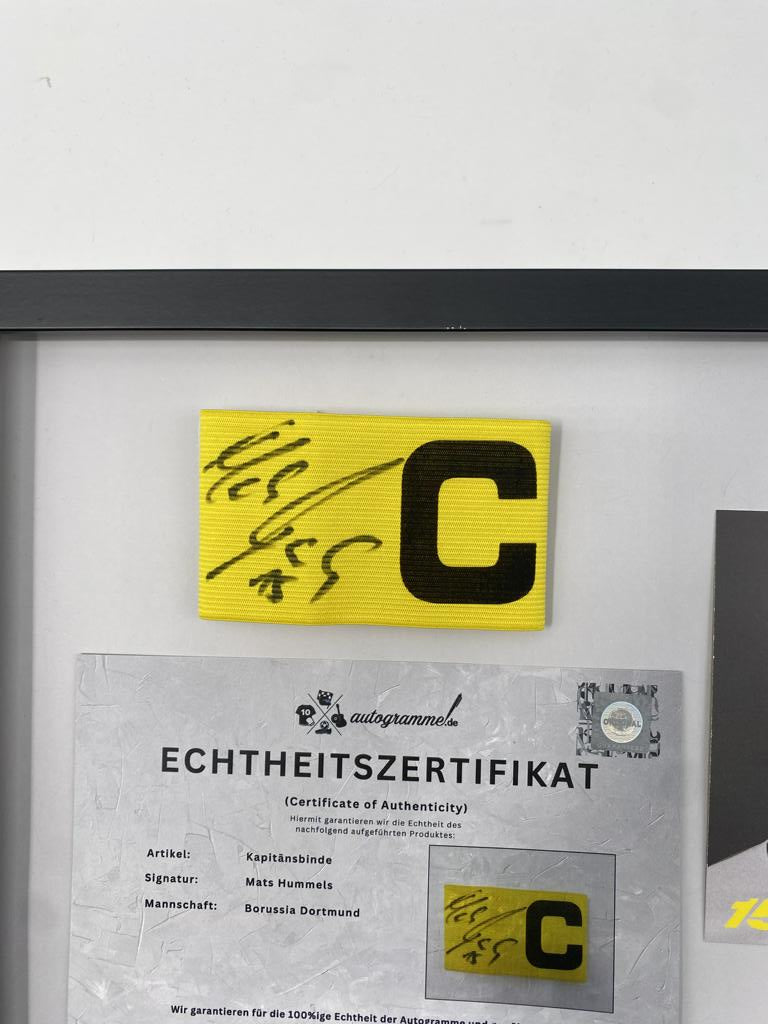 Kapitänsbinde Mats Hummels signiert im Rahmen Borussia Dortmund Autogramm COA