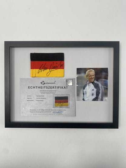 Kapitänsbinde Carsten Ramelow signiert im Rahmen Deutschland Autogramm