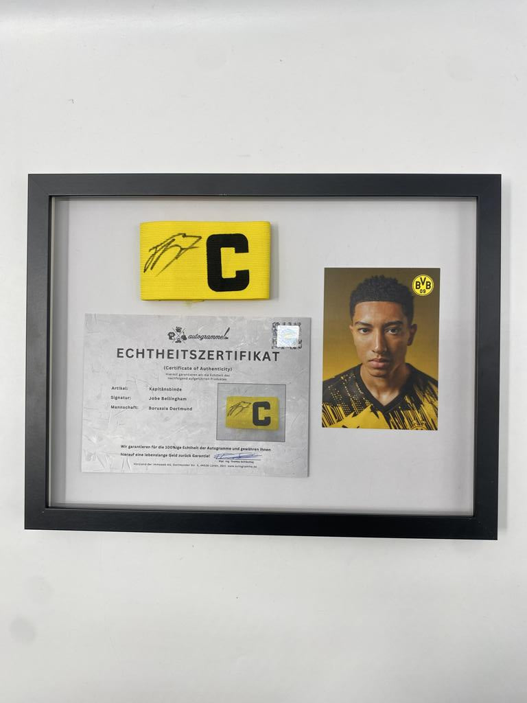 Kapitänsbinde Jobe Bellingham signiert im Rahmen Borussia Dortmund COA Fußball