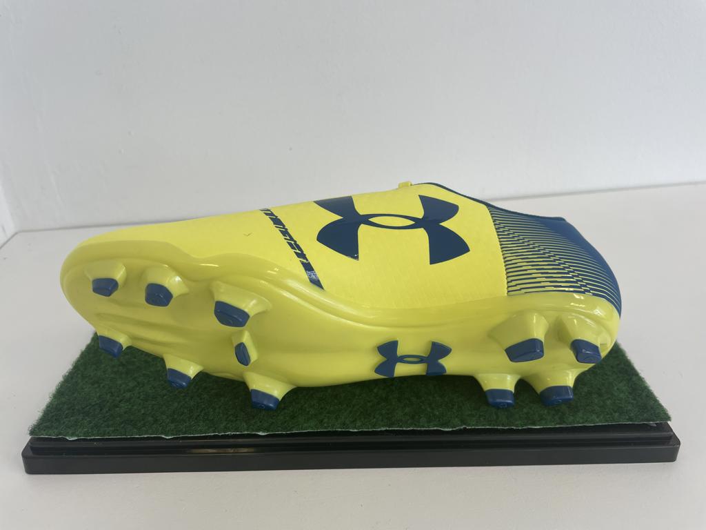 Fußballschuh Dahoud signiert Autogramm Under Armour Brighton & Hove Albion