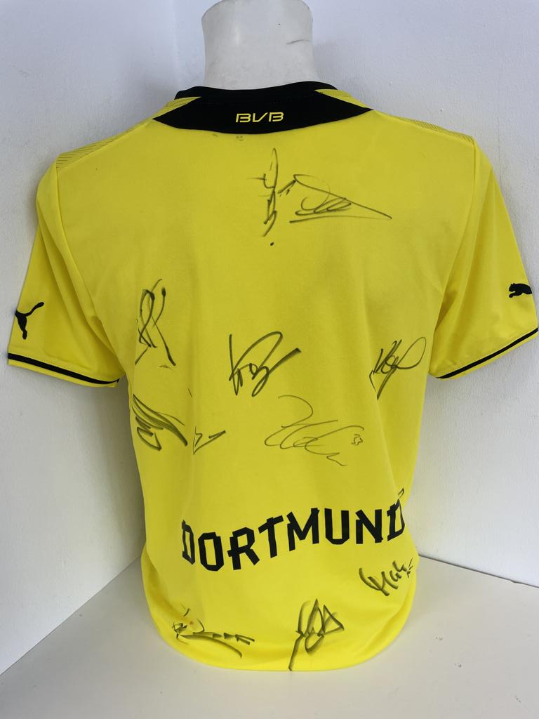 BVB jersey 2013/2014 team signed Borussia Dortmund COA Puma M