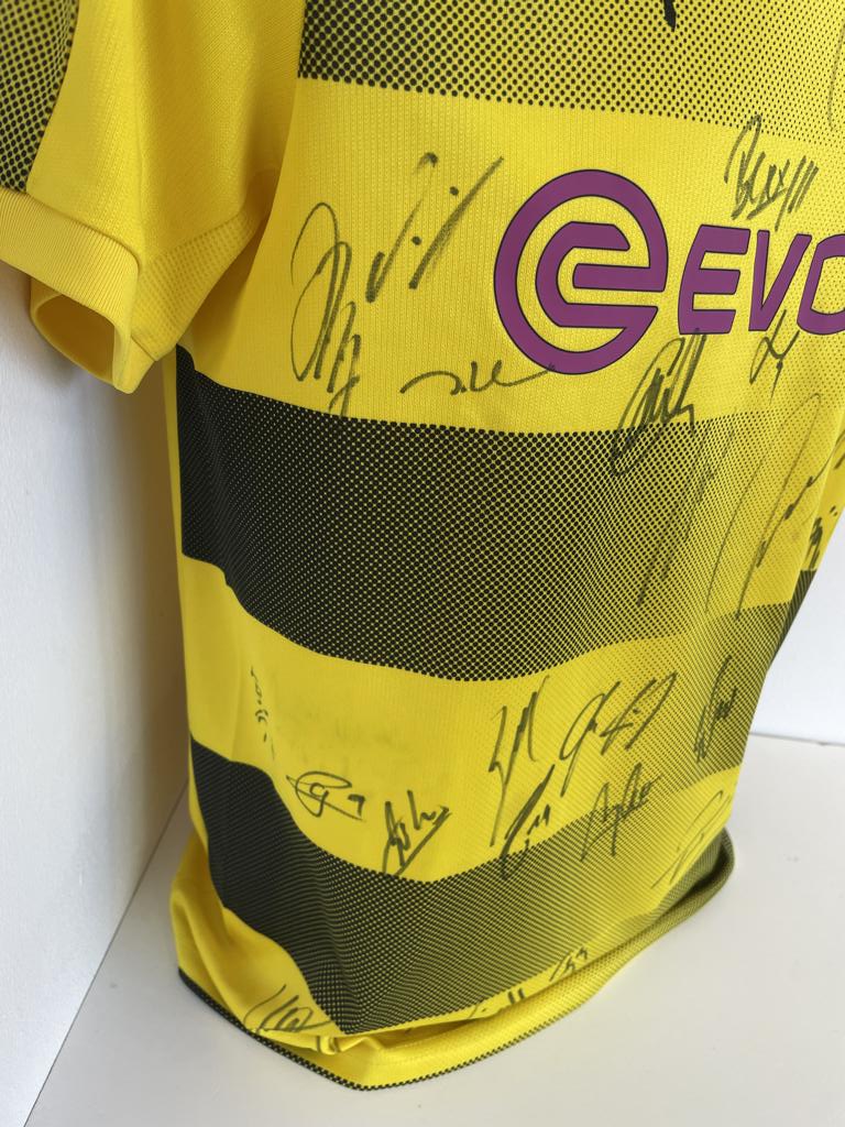 BVB jersey 2017/2018 team signed Borussia Dortmund Coa Puma 176