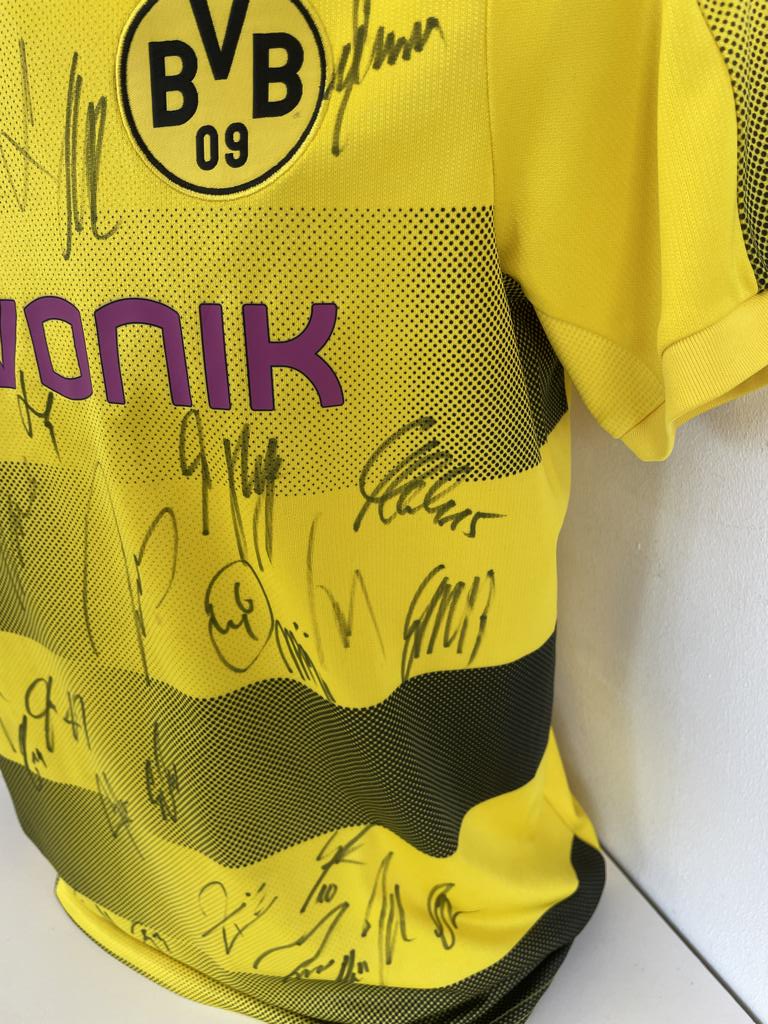 BVB jersey 2017/2018 team signed Borussia Dortmund Coa Puma 176