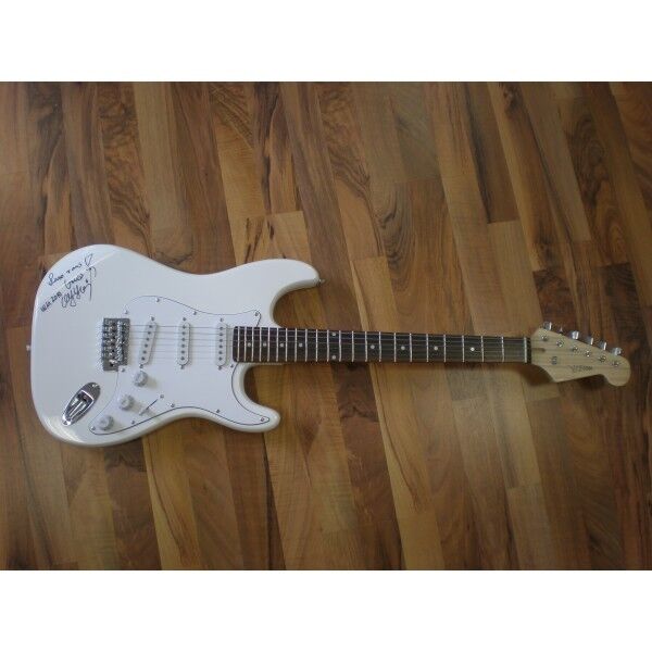 Electric guitar, guitar signed by Olaf Henning