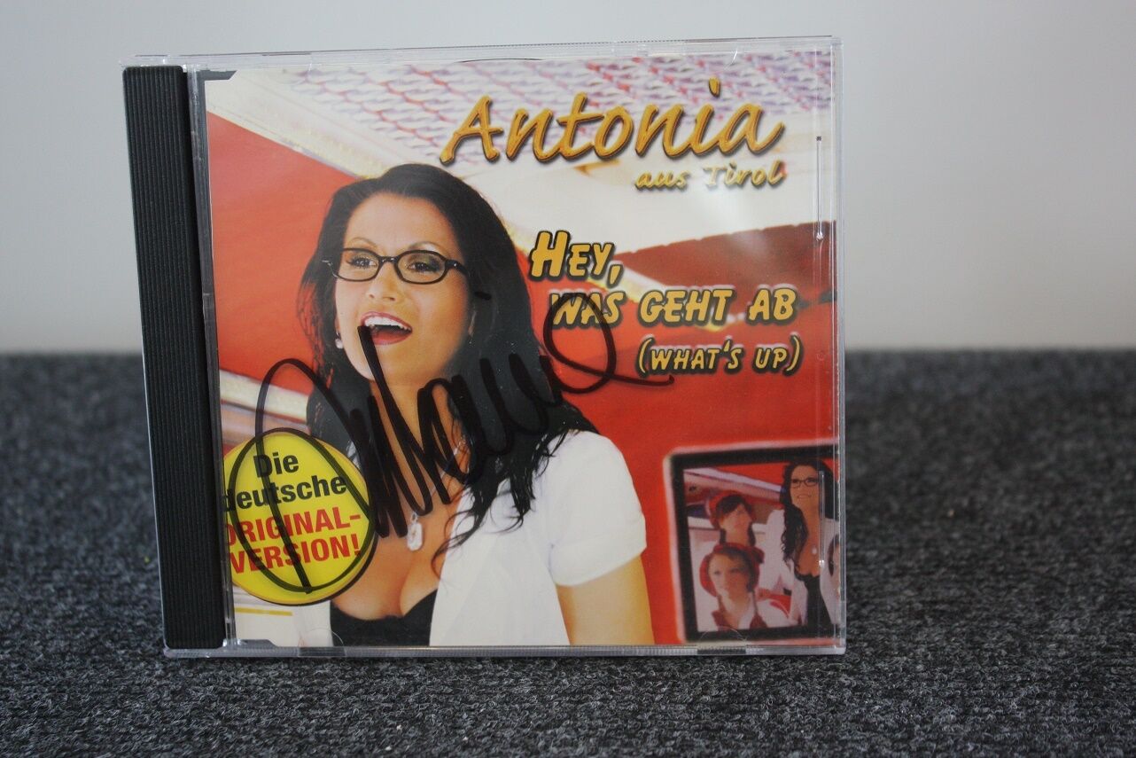 CD, Antonia signed, Antonia from Tyrol, Hey, what's up, music, charts, singing