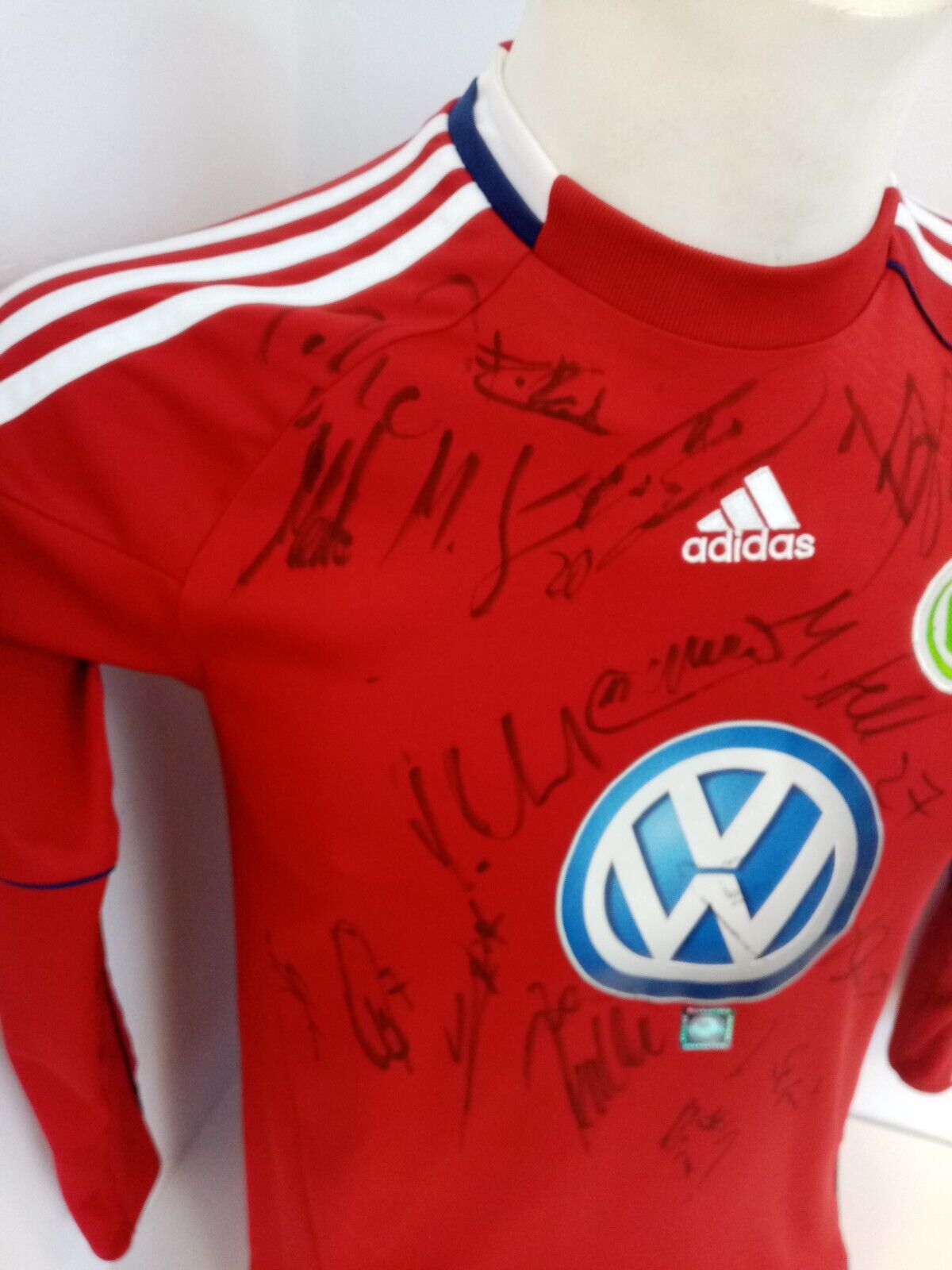 VFL Wolfsburg Goalkeeper Jersey 2013/2014 Team Signed Adidas Bundesliga Wolves 152