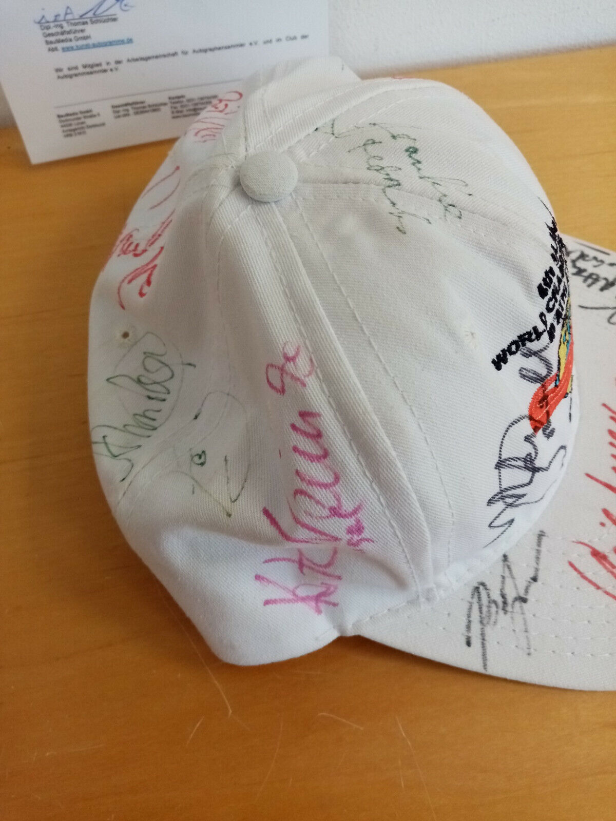 Cap signed by participants of the 1993 World Athletics Championships Stuttgart