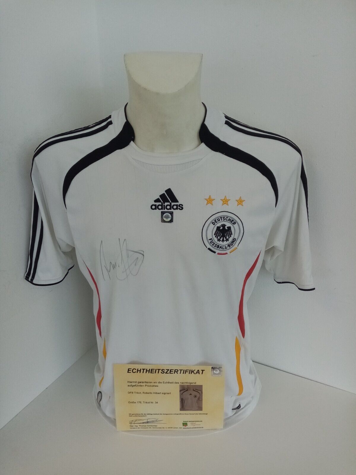 Germany Jersey Roberto Hilbert signed DFB Autograph Football Adidas 176