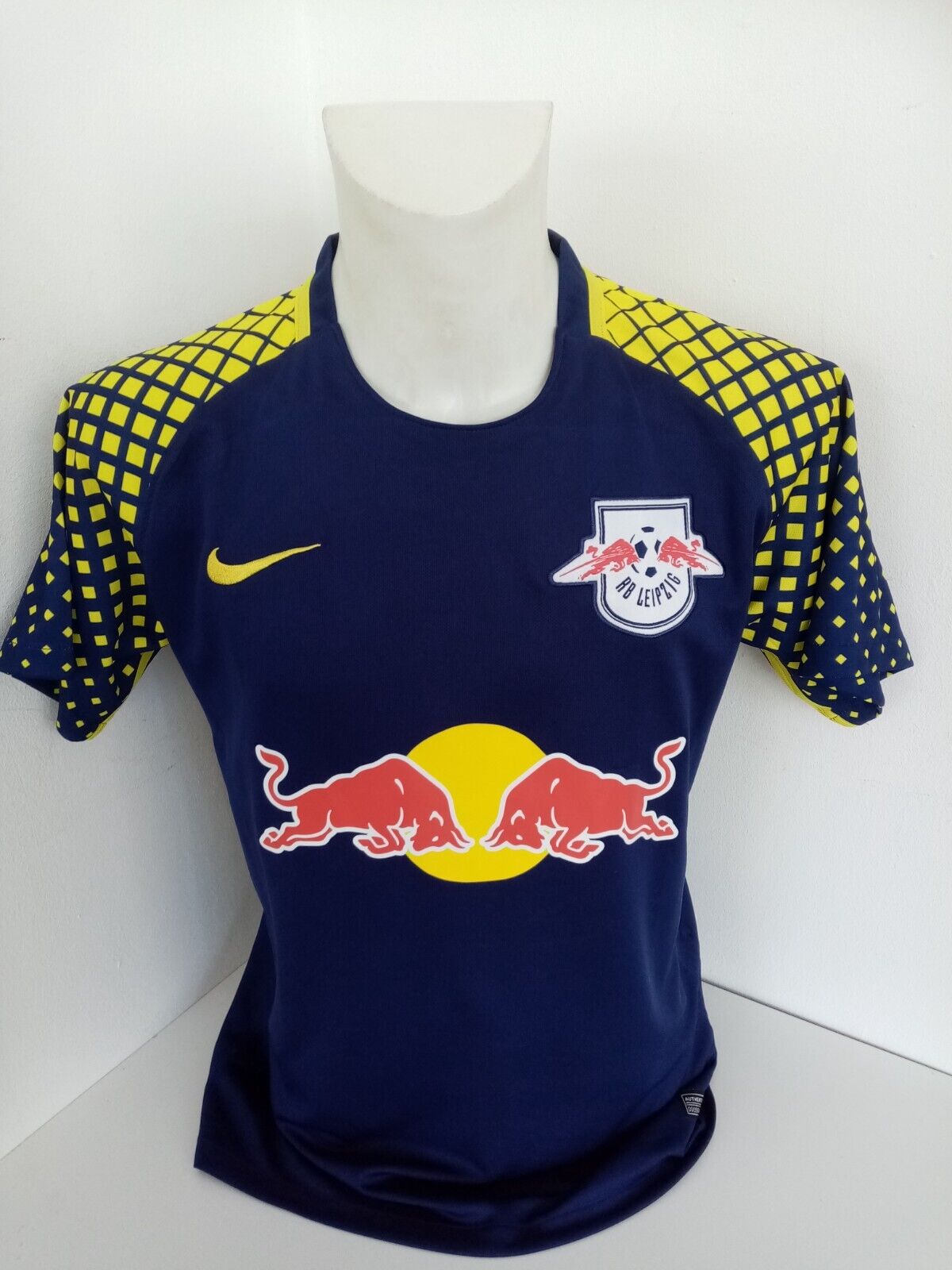 RB Leipzig jersey Augustin signed COA autograph football Red Bull Nike new L