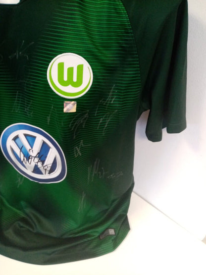 VfL Wolfsburg jersey 2018/2019 team signed autograph football bundesliga nike l